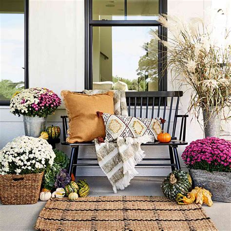 22 Festive Fall Porch Ideas You'll Want to Copy ASAP