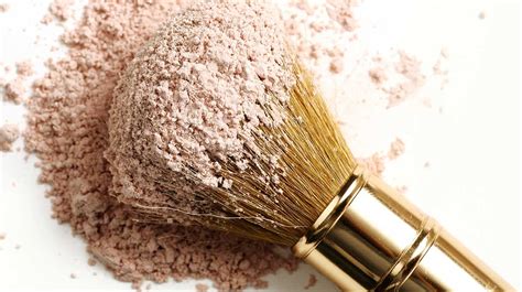 The Best Face Powders for Summer | LOOKFANTASTIC Blog