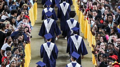 Iroquois High School graduation photos