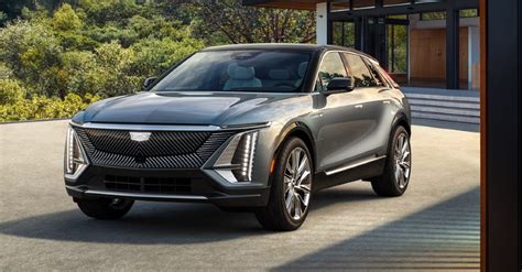 2023 Cadillac Lyriq: A New Electric Midsize Luxury Crossover SUV