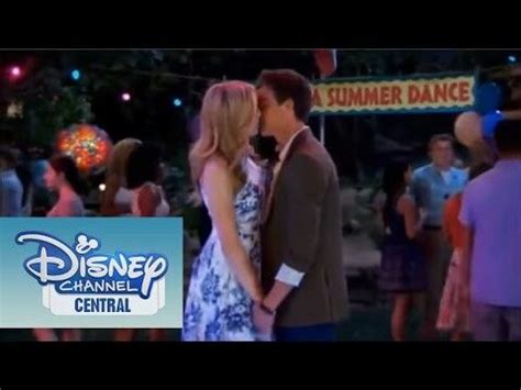 Emma and Xander | Peyton list, Celebrity couples, Sabrina carpenter