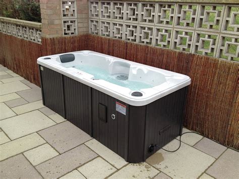 Canadian Spa Co. Yukon Plug & Play 2 Person Hot Tub. at Argos Reviews