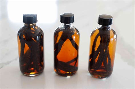 How to Make Vanilla Extract