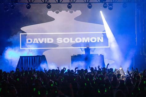 Goldman Sachs CEO David ‘DJ D-Sol’ Solomon playing at Lollapalooza