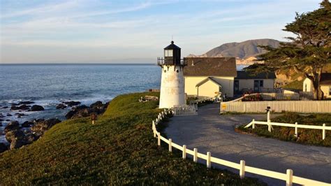 Point Montara Light Station in Montara, CA - California Beaches