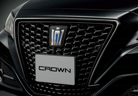 JDM Gem: Toyota Gives Crown Luxury Sedan A Mature “Sport Style ...