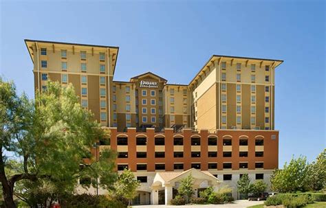 Drury Inn & Suites San Antonio near La Cantera Parkway - Drury Hotels