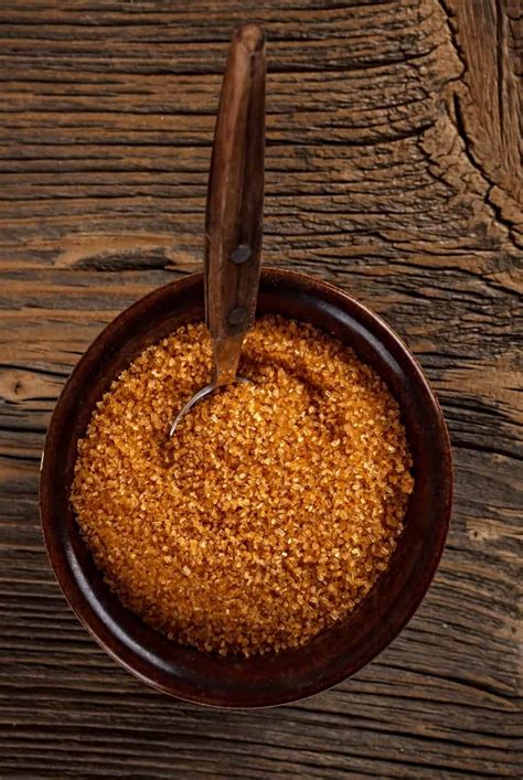 Palm Sugar vs Brown Sugar (What You Need To Know) | Treat Dreams