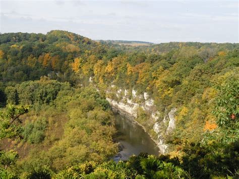 Explore Iowa: Upper Iowa River - Iowa Natural Heritage Foundation