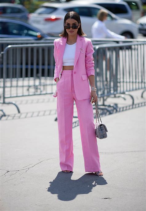 19 Office-Appropriate Crop Top Outfits | StyleCaster