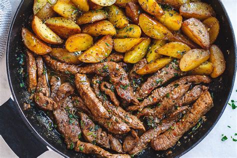 Garlic Butter Steak and Potatoes Skillet – Pan Seared Recipe — Eatwell101