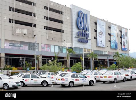 SM Mall Cebu City Philippines Stock Photo - Alamy