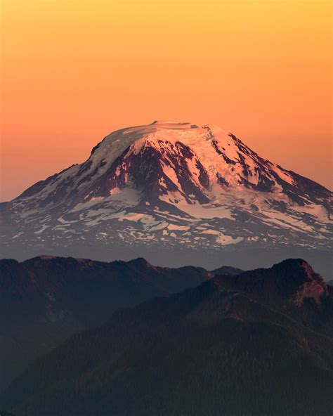 Mt. Adams, the second tallest peak in Washington, illuminated by the last light of day [OC ...