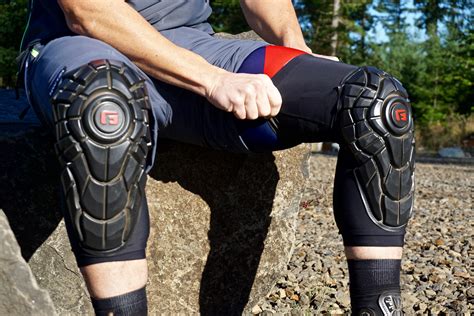 Review: G-Form Elite Knee Guards Eliminate the Fear of Pain ...