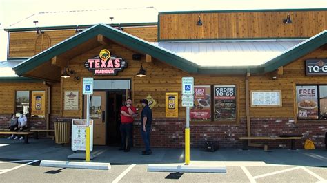 First local Texas Roadhouse opens its doors - WNKY News 40 Television