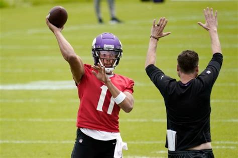 Vikings sign QB Kellen Mond, third-round draft pick from Texas A&M – Twin Cities