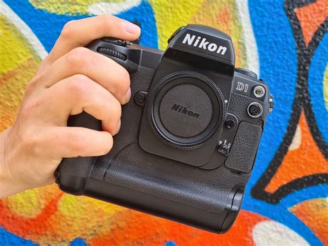 Retro Review: 23 years ago, Nikon D1 DSLR changed everything