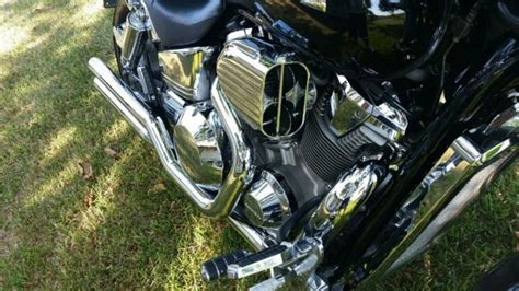 2003 Honda VTX 1800c motorcycle with vance & hines exhaust