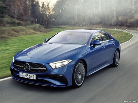 AMG Line (Color: Spectral Blue Metallic) - Front Three-Quarter ...