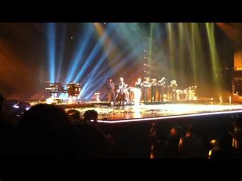 Sade-Live in concert! Introduces her band! - YouTube