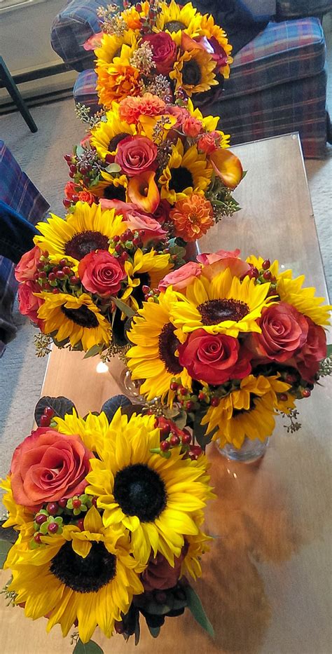 Sunflower, rust rose and berry fall bouquets. #fallbouquets #sunflowerbouquets #sunflowers #fall ...