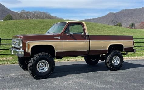 Immaculate Square Body: 1977 Chevrolet C/K 4WD | Barn Finds