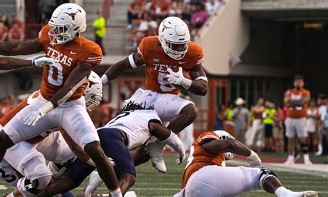 Texas RB Bijan Robinson gives the best pitch for Texas as RBU