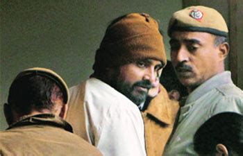 Rohini Court awards death sentence to serial killer Chandrakant Jha ...