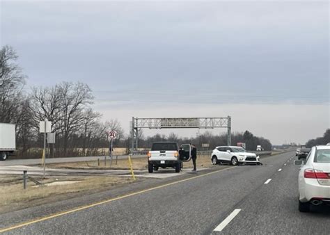 I-69 crash between I-469, Airport Expressway slows traffic | WANE 15