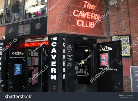 Liverpool April 5 Entrance Cavern Club Stock Photo (Edit Now) 194790608