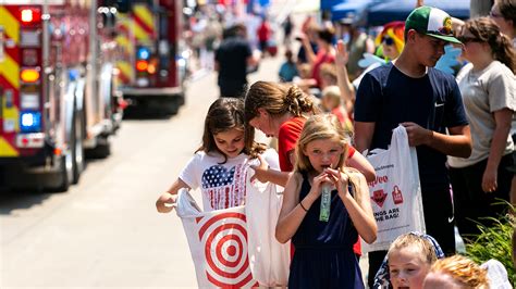 What to do during Coralville's 4thFest, with parade, fireworks, music