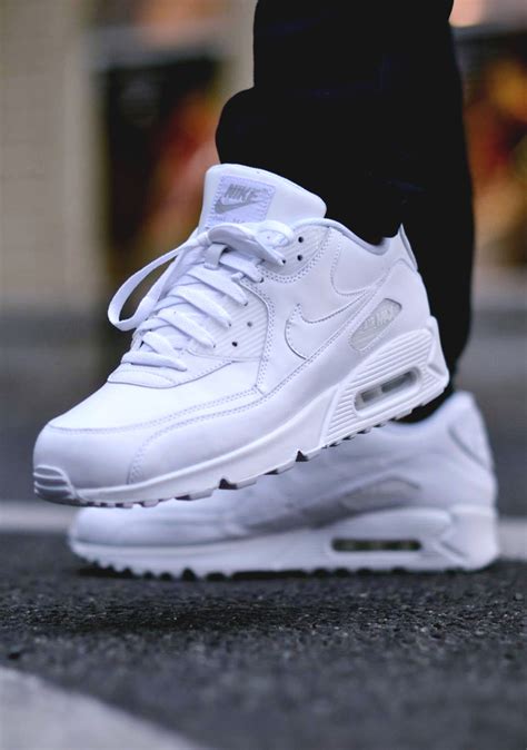 Nike Air Max 90 Essential All Leather Triple White - True Looks