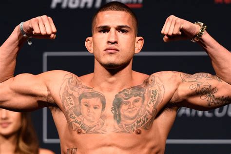 Anthony Pettis misses weight, no longer competing for title at UFC 206 ...