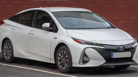 Toyota Prius Hybrid – Lakpura LLC