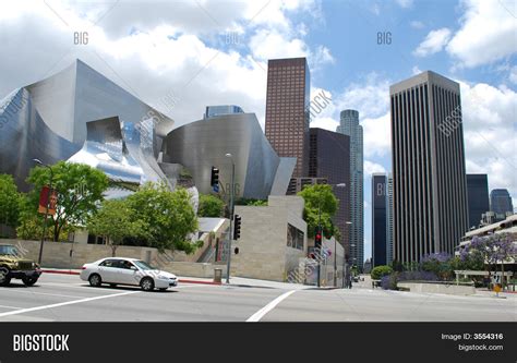 Modern Architecture Image & Photo (Free Trial) | Bigstock