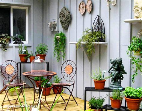 10 Creative Fence Wall Decor Ideas That Will Transform Your Outdoor Space!