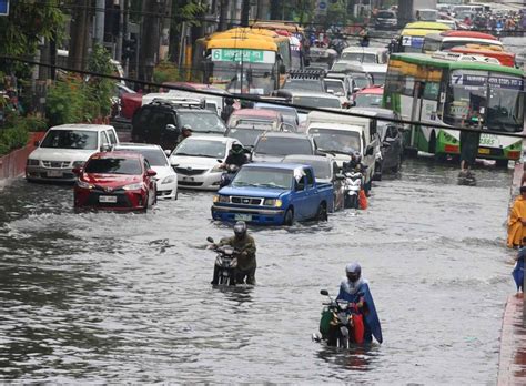 Floods swamp Metro Manila | The Manila Times