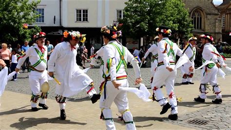 Abingdon Traditional Morris Dancing Princess Royal - YouTube