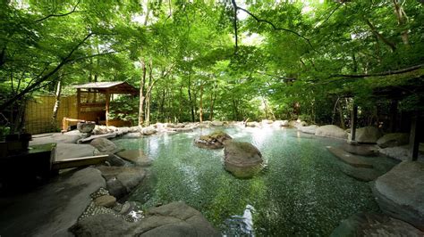 Bathing at onsen | Meer