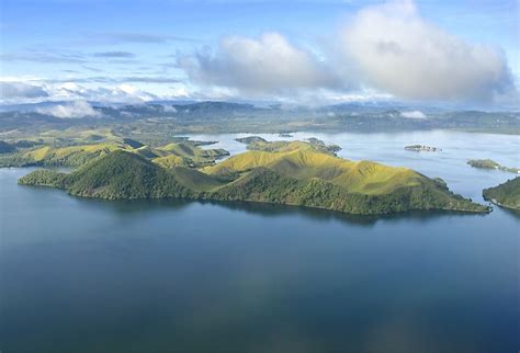 Which Countries Share the Island of New Guinea? - WorldAtlas