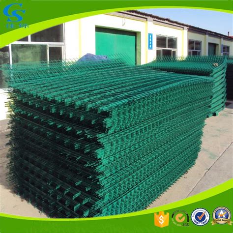 Triangle Bending Vinyl Coated Welded Wire Mesh Fence - China PVC Green ...