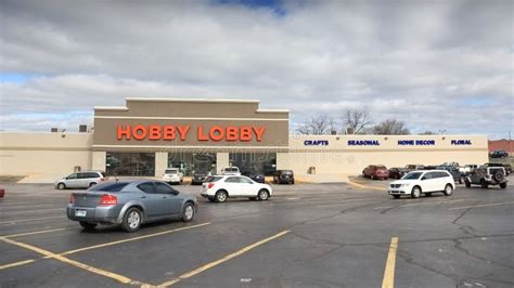 Hobby Lobby Store in Springfield, MO, on April 14, 2018 Editorial Stock ...