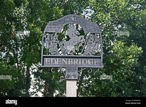 Edenbridge Town Sign Kent Stock Photo - Alamy