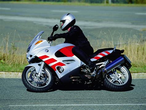 BMW K 1200 RS 2005 - Galerie moto - MOTOPLANETE