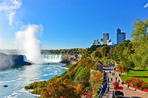 Niagara Falls in Ontario - Raging Waterfalls on the Niagara River – Go Guides
