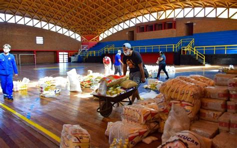 Donaciones al Banco de Alimentos se transforman en platos de comida en los barrios | Itapúa ...