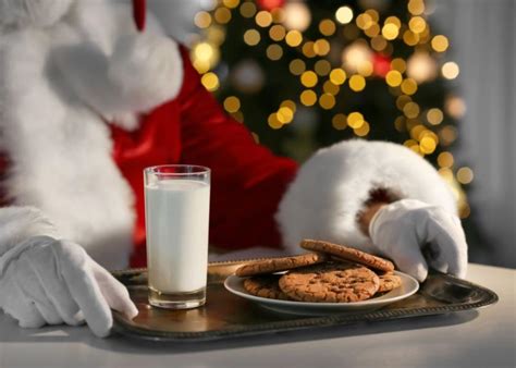 Santa Will Drink More than 5 Million Gallons of Milk This Christmas Eve ...