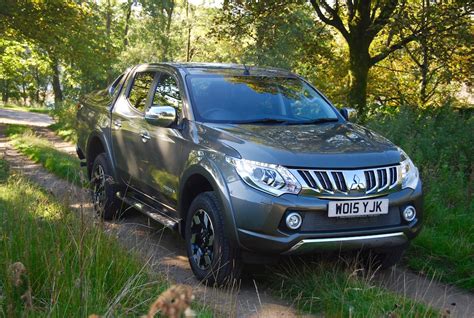 New Mitsubishi L200 Barbarian Review - Driving Torque