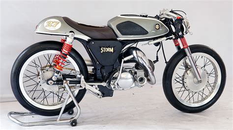 Modifikasi Suzuki A 100