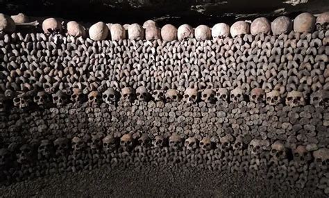 Paris Catacombs / Pictures Of The Catacombs In Paris / Book a the ...